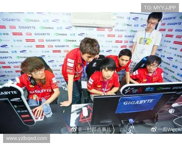 职业联赛对赛事官方摄影师的资质审